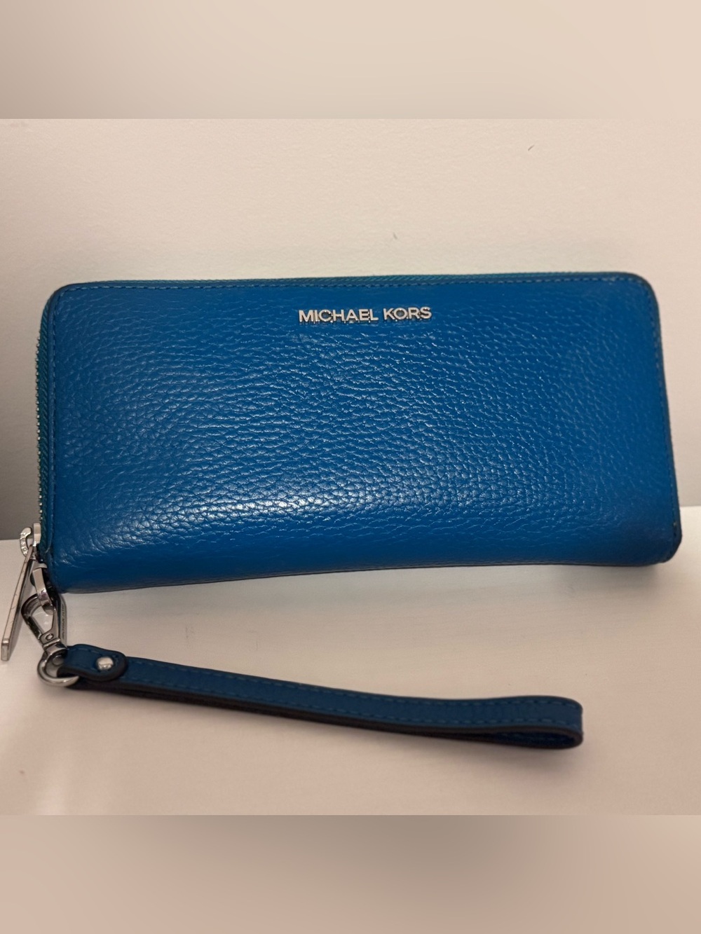 Michael Kors Blue Pebbled Leather Continental Wristlet Wallet + Tag